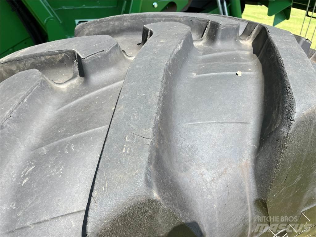 John Deere T550I Зернозбиральні комбайни