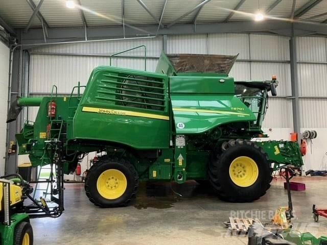 John Deere T670i Зернозбиральні комбайни