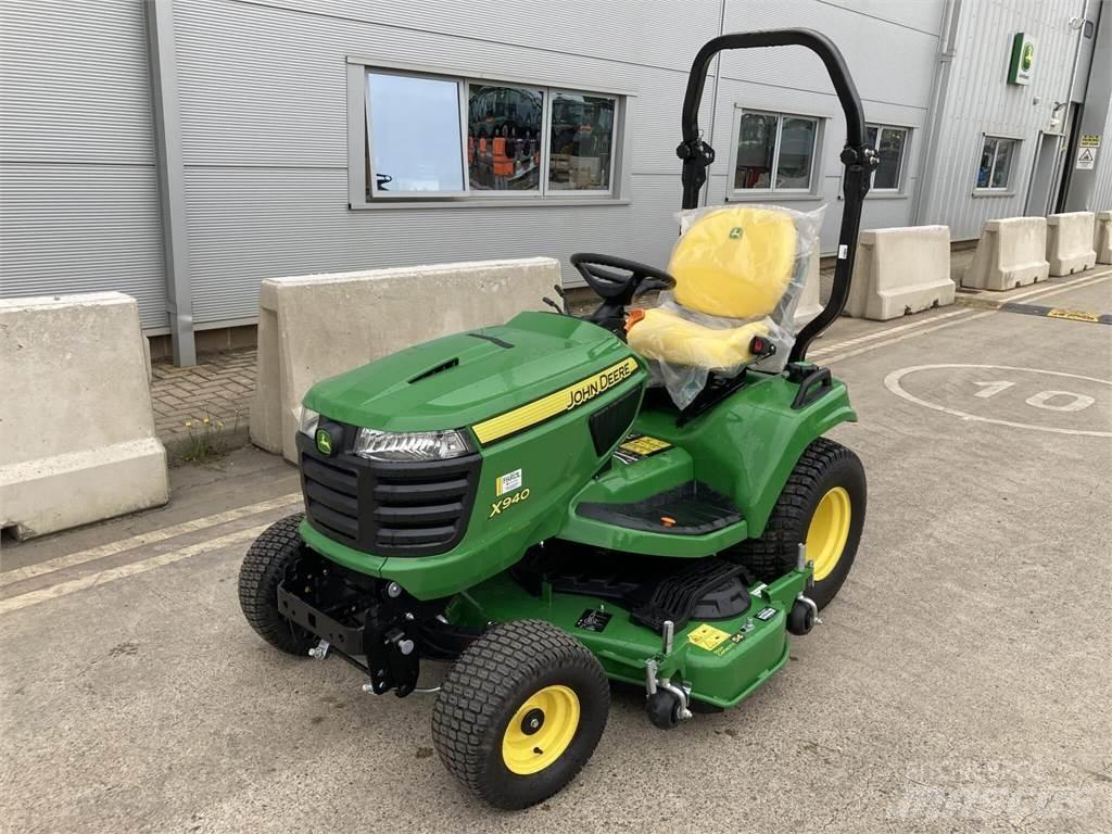 John Deere X940 Самохідні газонокосарки