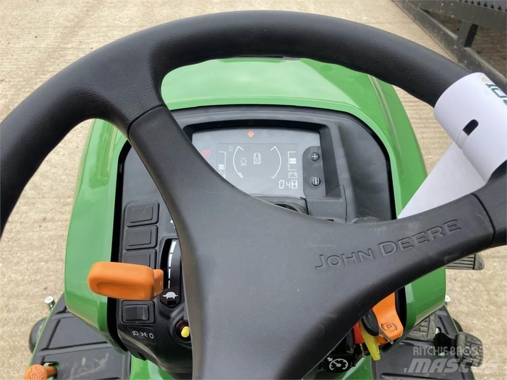 John Deere X950R Самохідні газонокосарки