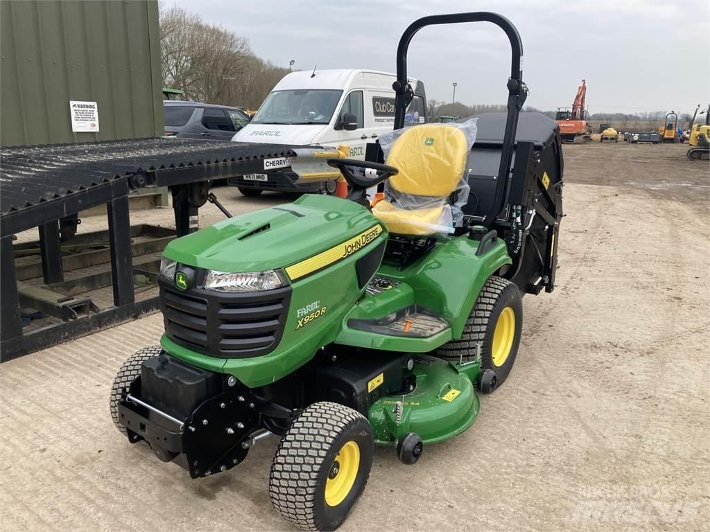 John Deere X950R Самохідні газонокосарки