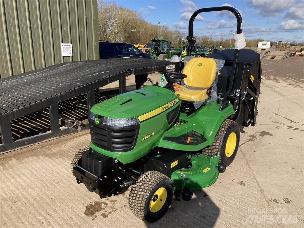John Deere X950R Самохідні газонокосарки
