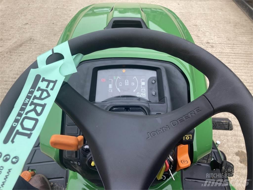 John Deere X950R Самохідні газонокосарки