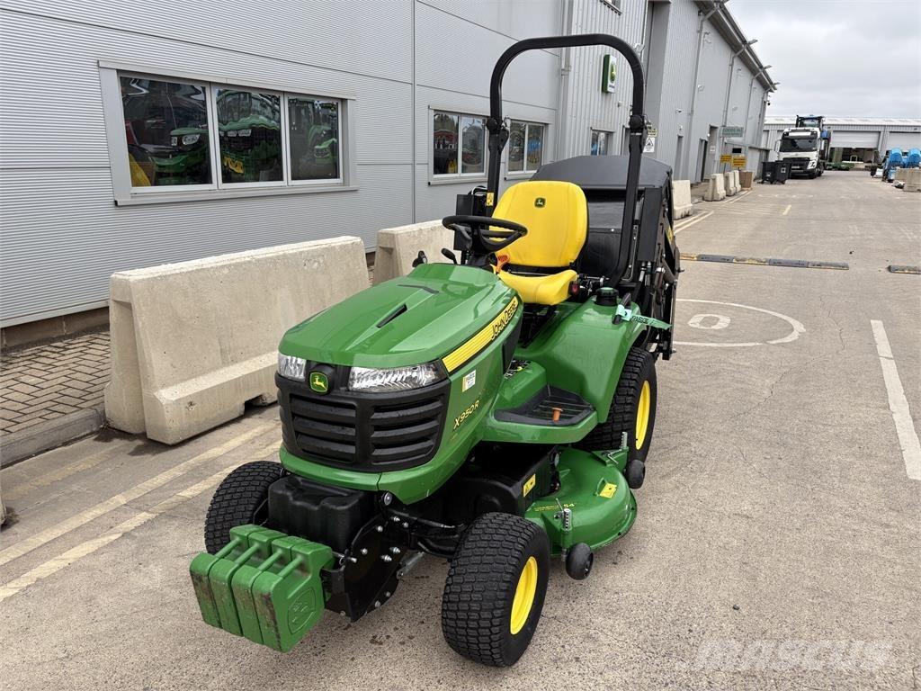 John Deere X950R Самохідні газонокосарки