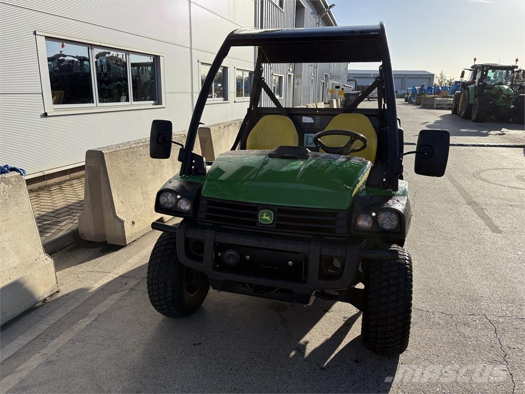 John Deere XUV855M Підсобні машини