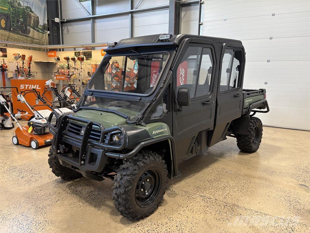John Deere XUV855M S4 Підсобні машини