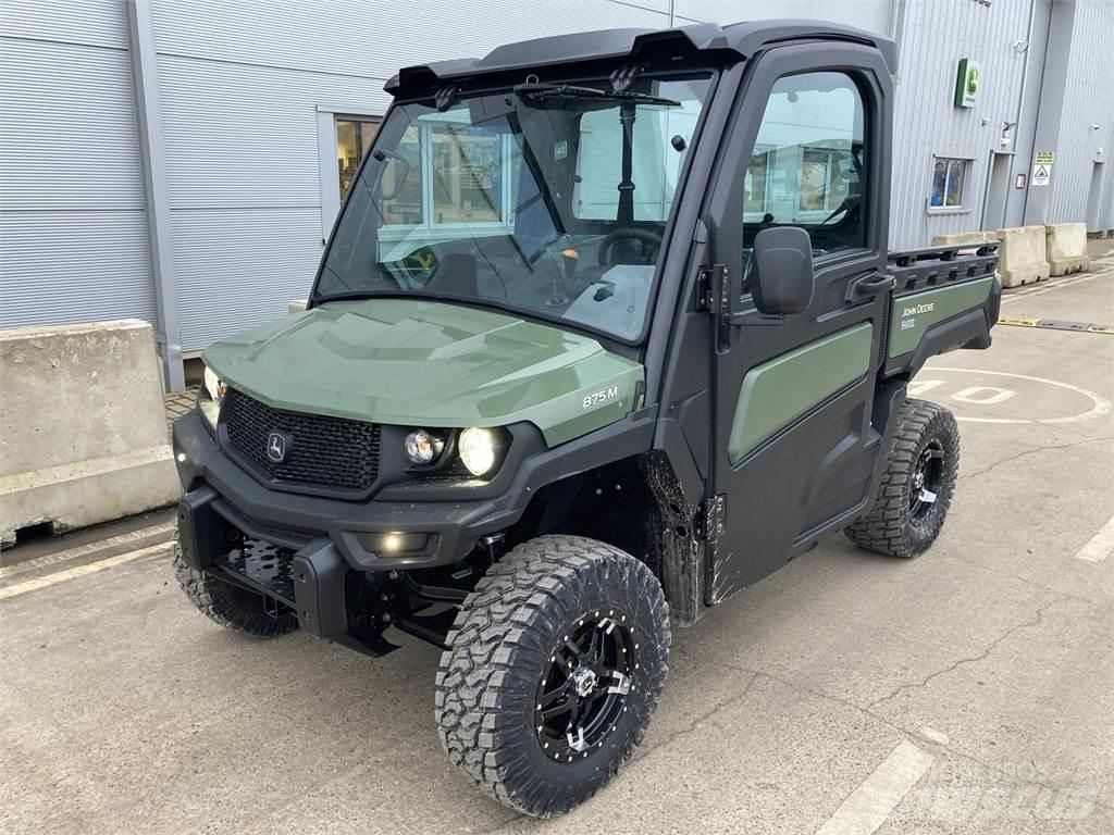 John Deere XUV875M Підсобні машини