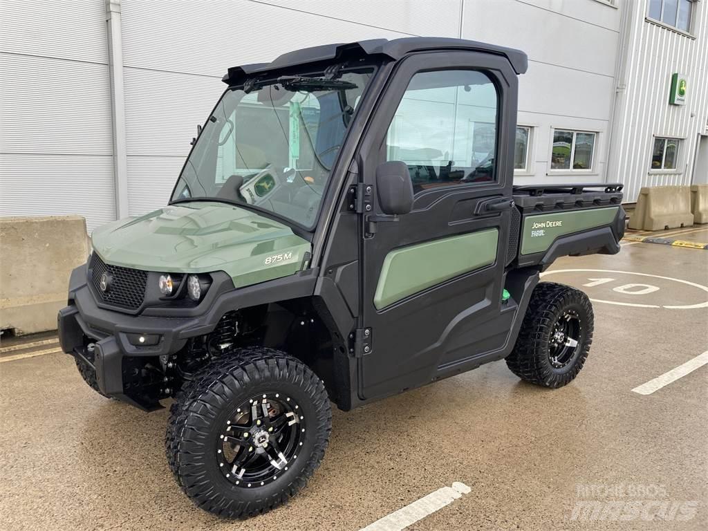 John Deere XUV875M Підсобні машини
