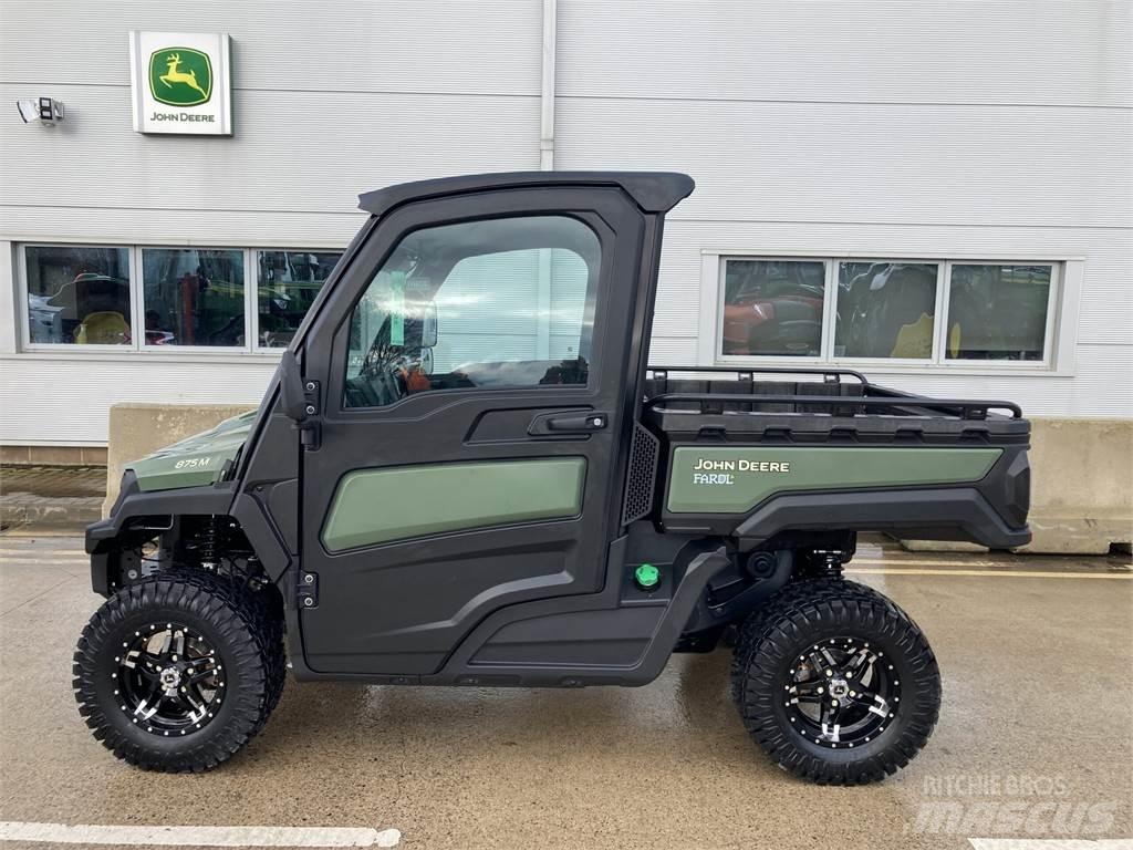 John Deere XUV875M Підсобні машини