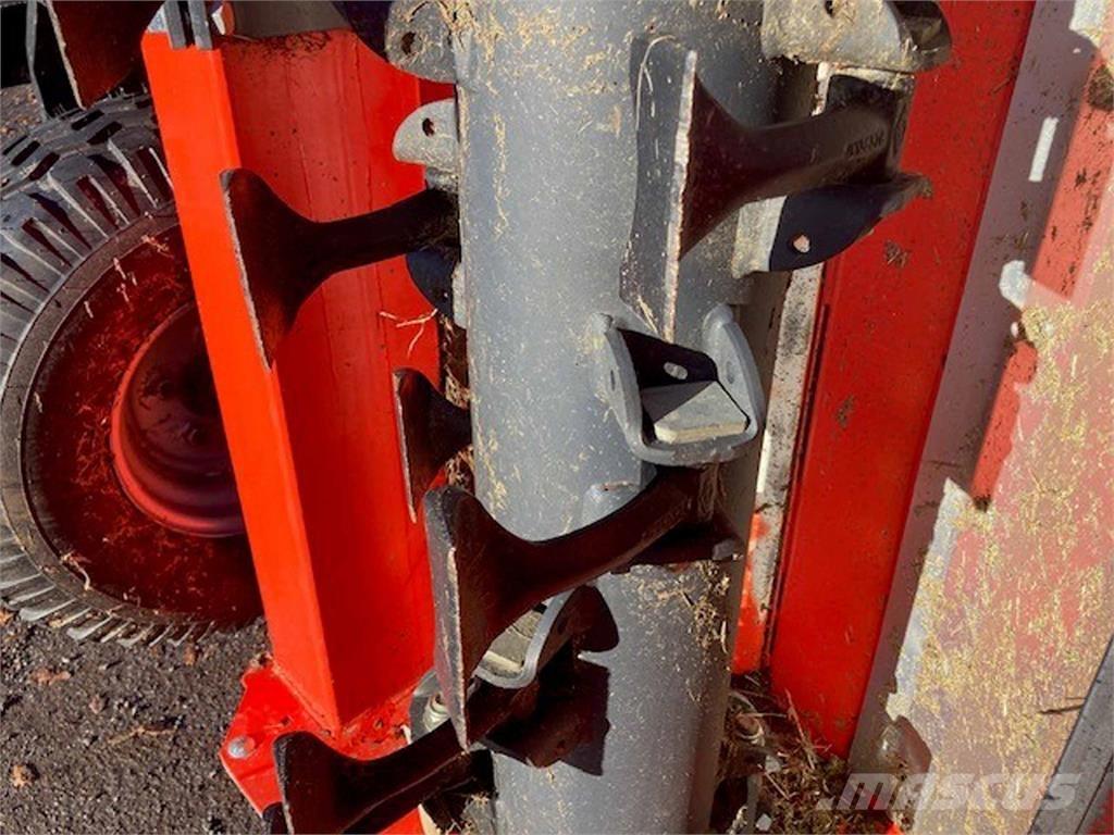 Kuhn RM610R Газонні і лукові косилки