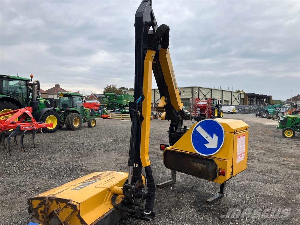 McConnel PA5570 Кущорізи