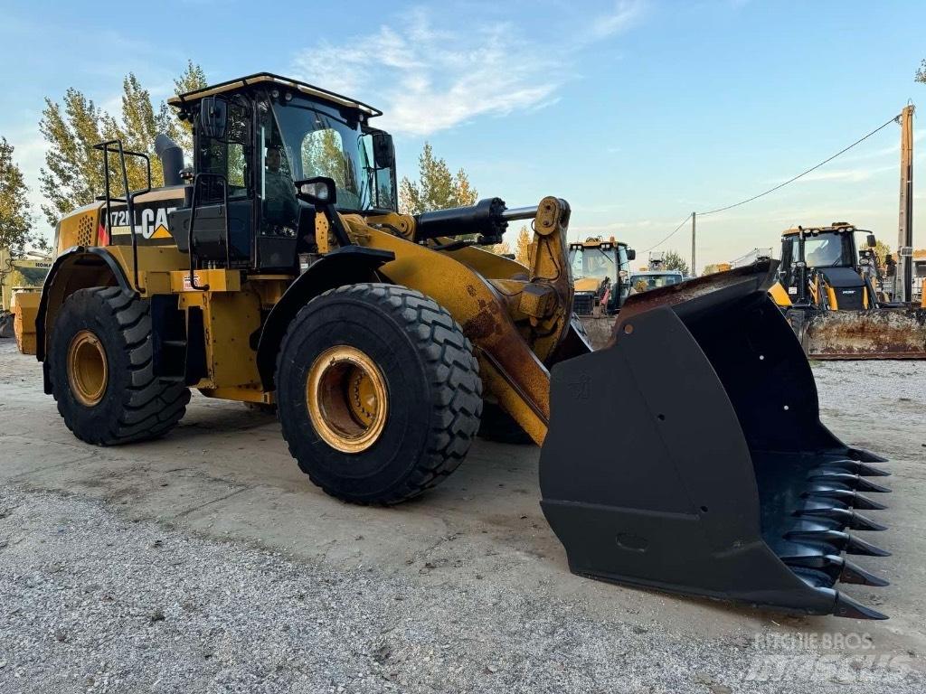 CAT 972 M Фронтальні навантажувачі