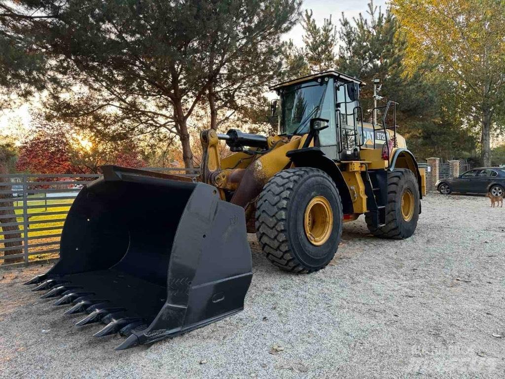 CAT 972 M Фронтальні навантажувачі