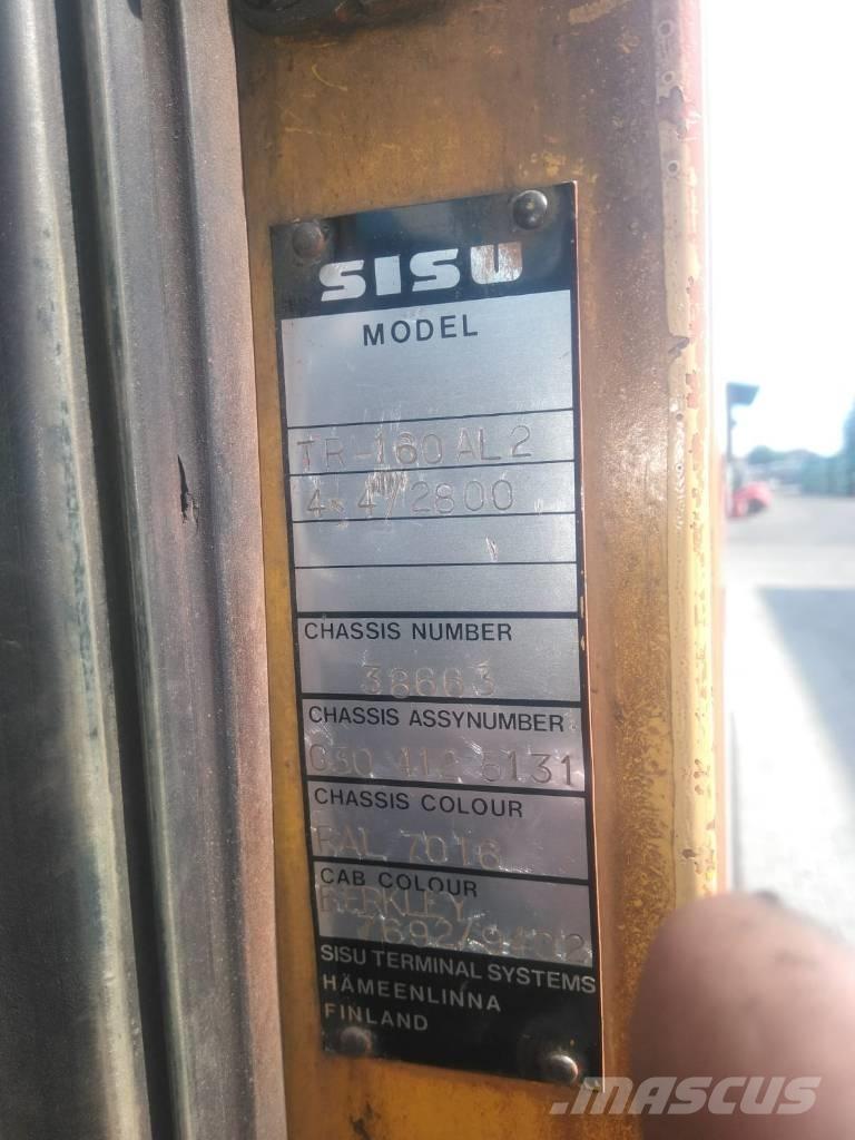 Sisu TR160 AL 4 X4 Термінальні трактори