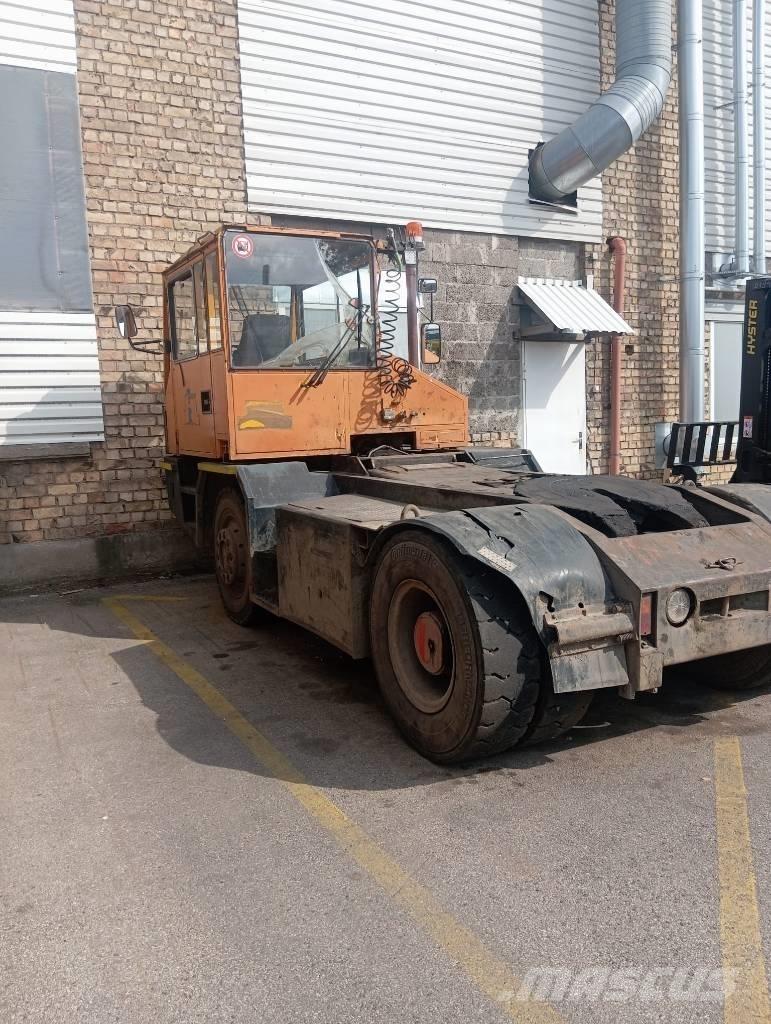 Sisu TR160 AL 4 X4 Термінальні трактори