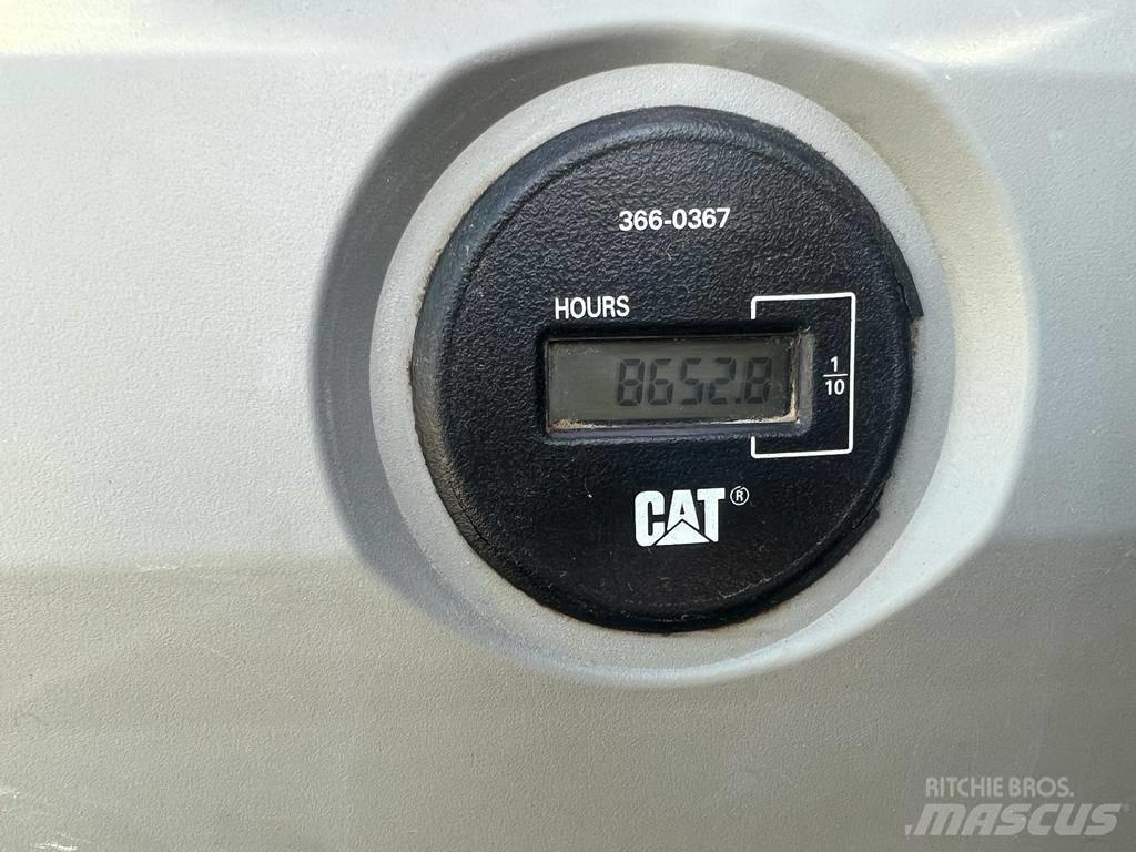 CAT 323 EL Гусеничні екскаватори