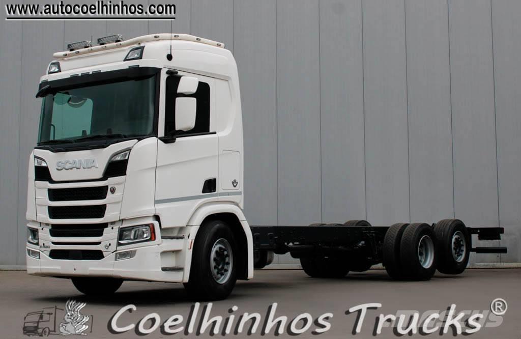Scania R 520  V8 Шасі з кабіною