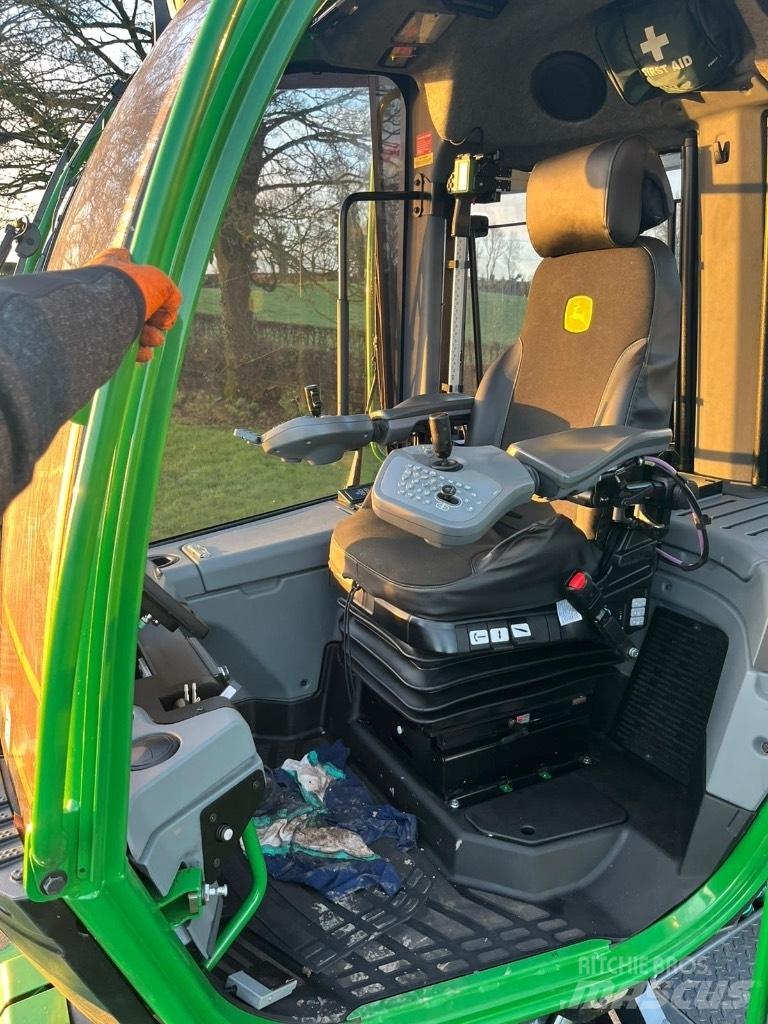 John Deere 1270G 8WD Харвестери