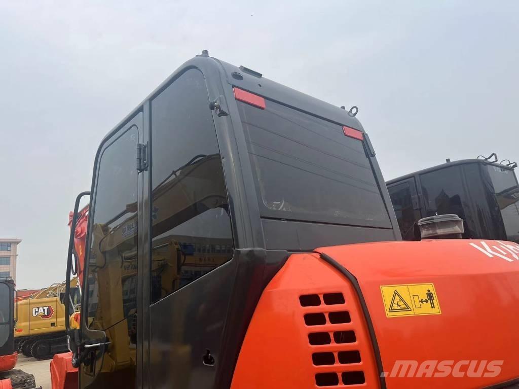Kubota 183 Гусеничні екскаватори