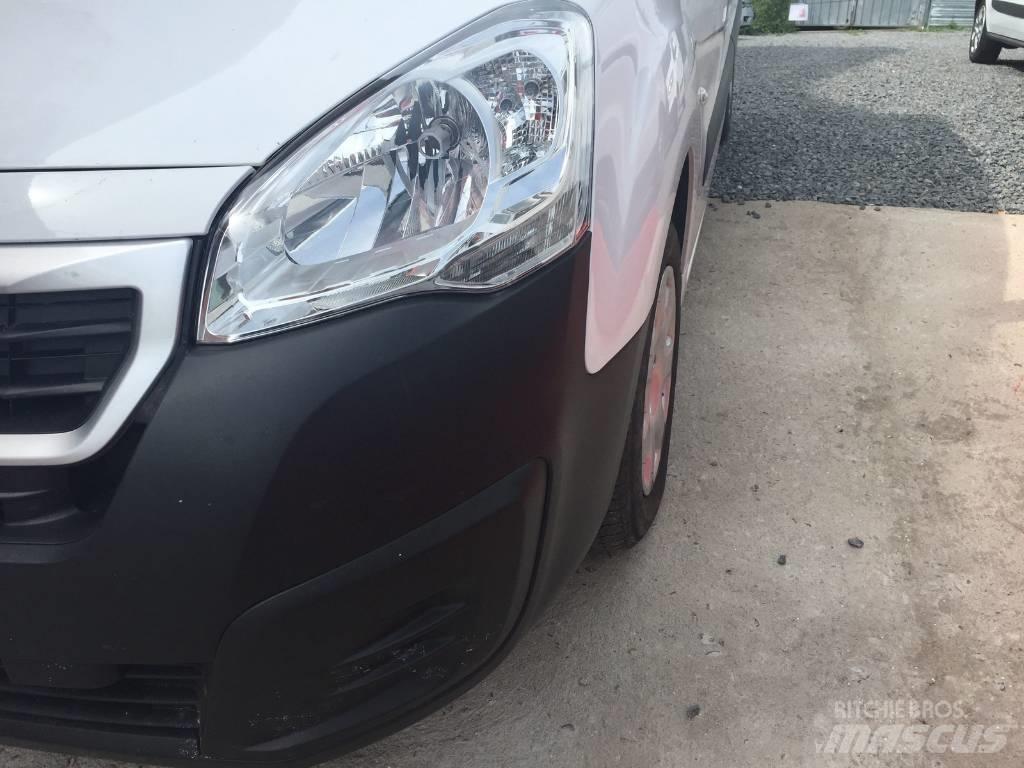 Peugeot Partner Панельні фургони