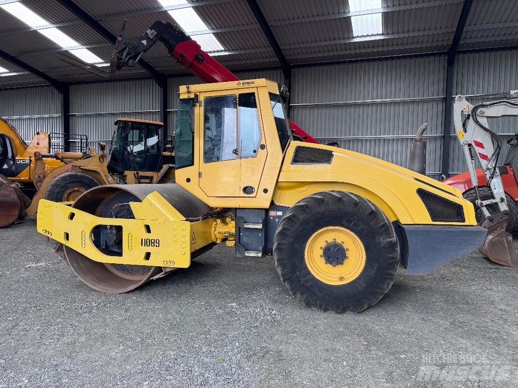 Bomag BW 213 D H-4 Грунтові котки