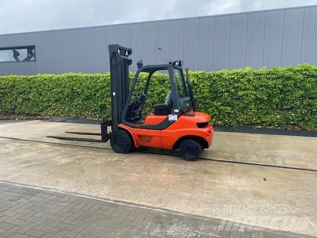 Linde H 30 D-03 Дизельні навантажувачі