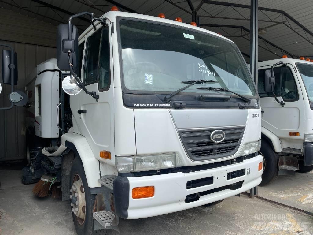 UD 3300 Прибиральні машини