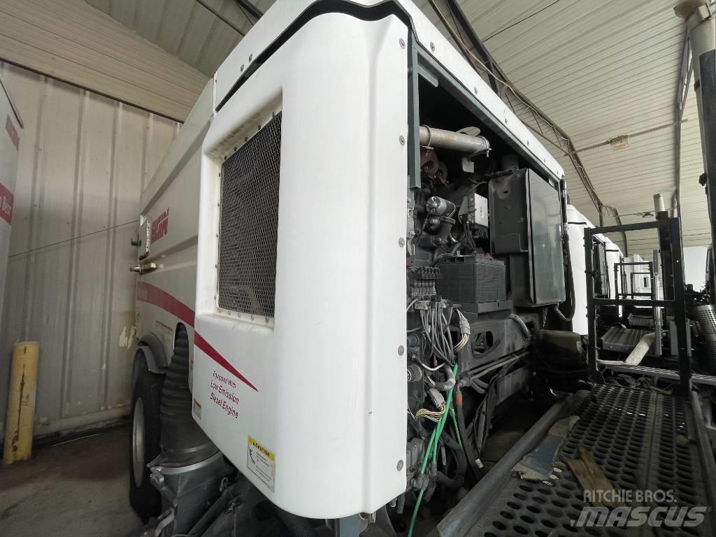 UD 3300 Прибиральні машини