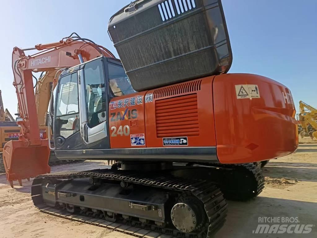 Hitachi ZX 240 Гусеничні екскаватори