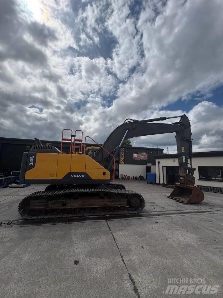Volvo EC 300 EL Гусеничні екскаватори