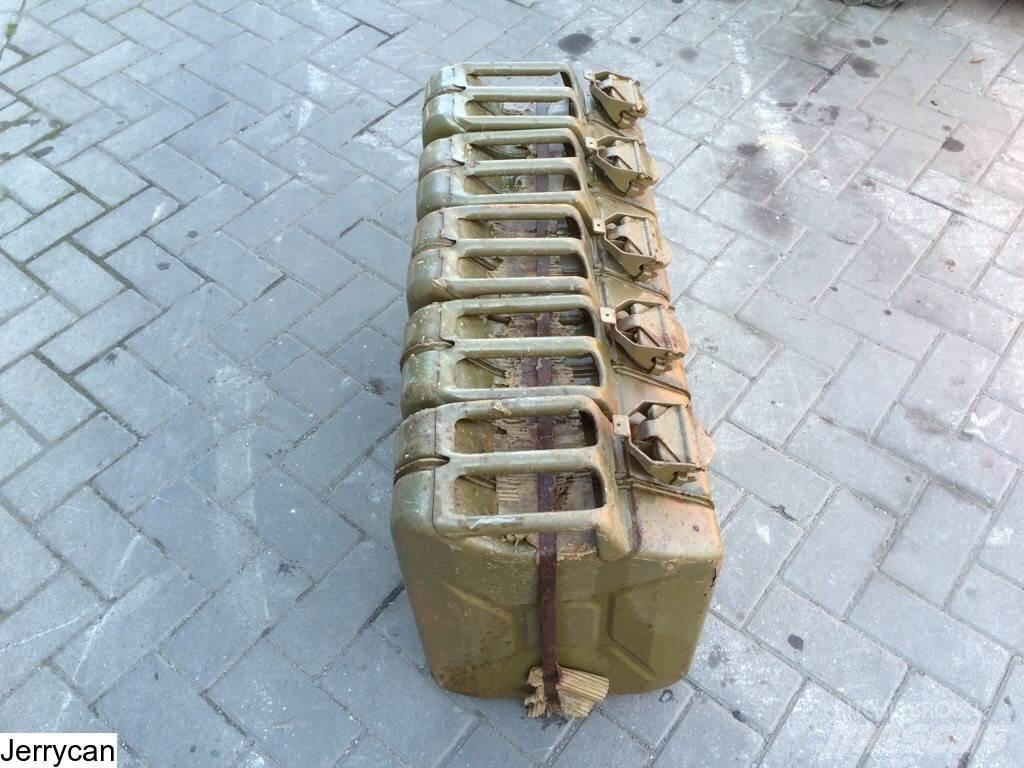  Jerrycan Контейнери-цистерни