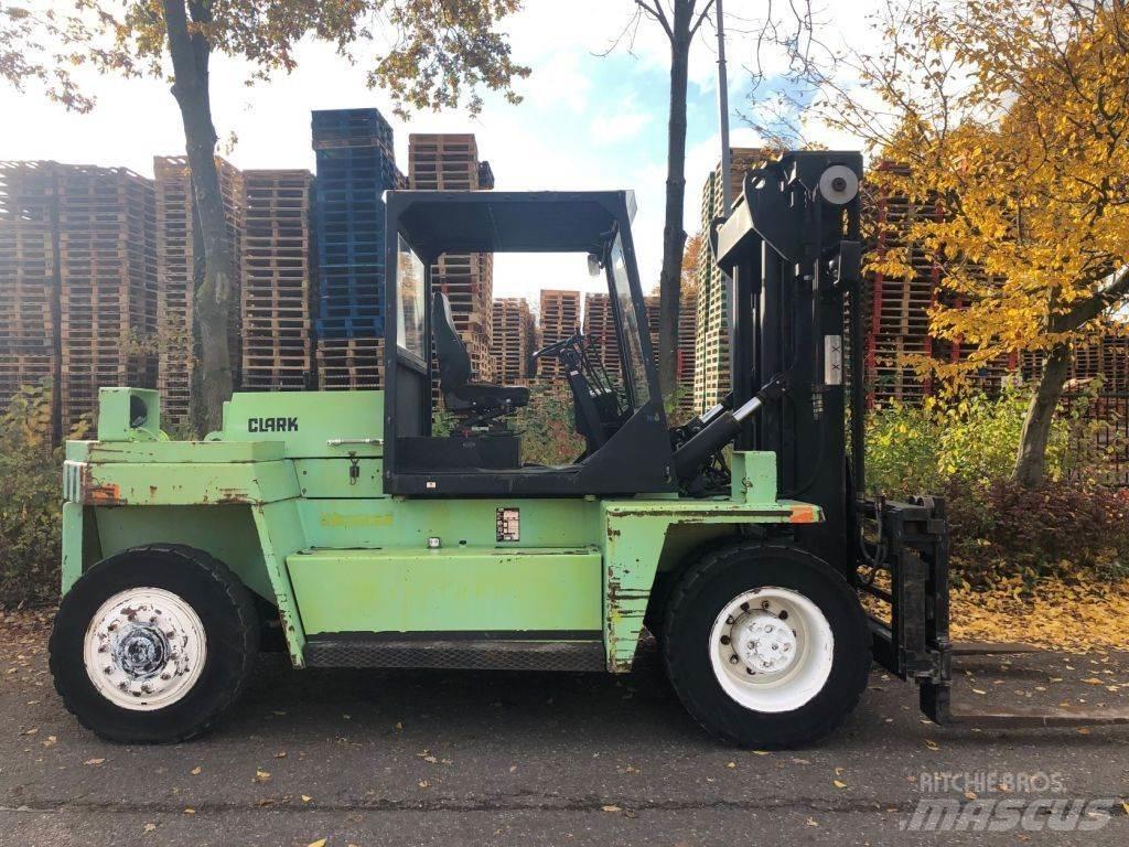 Clark DPL100 Дизельні навантажувачі