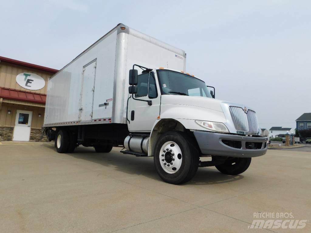 International 4300 Автоконтейнеровози