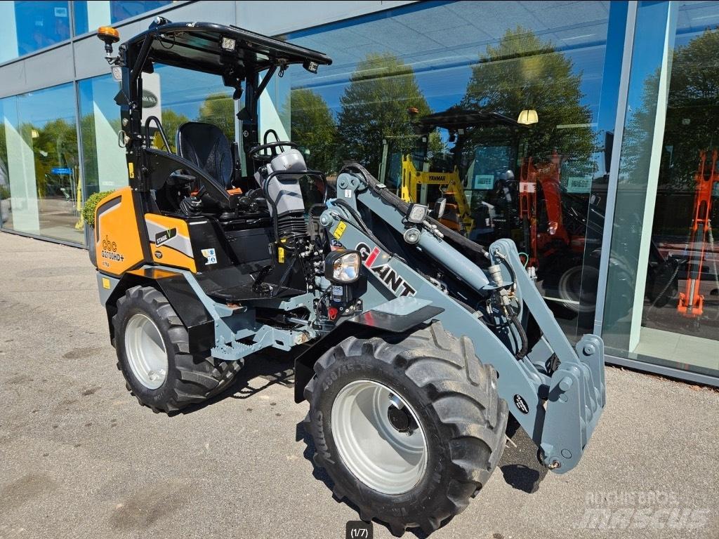 GiANT G 2700 HD+ Малі навантажувачі