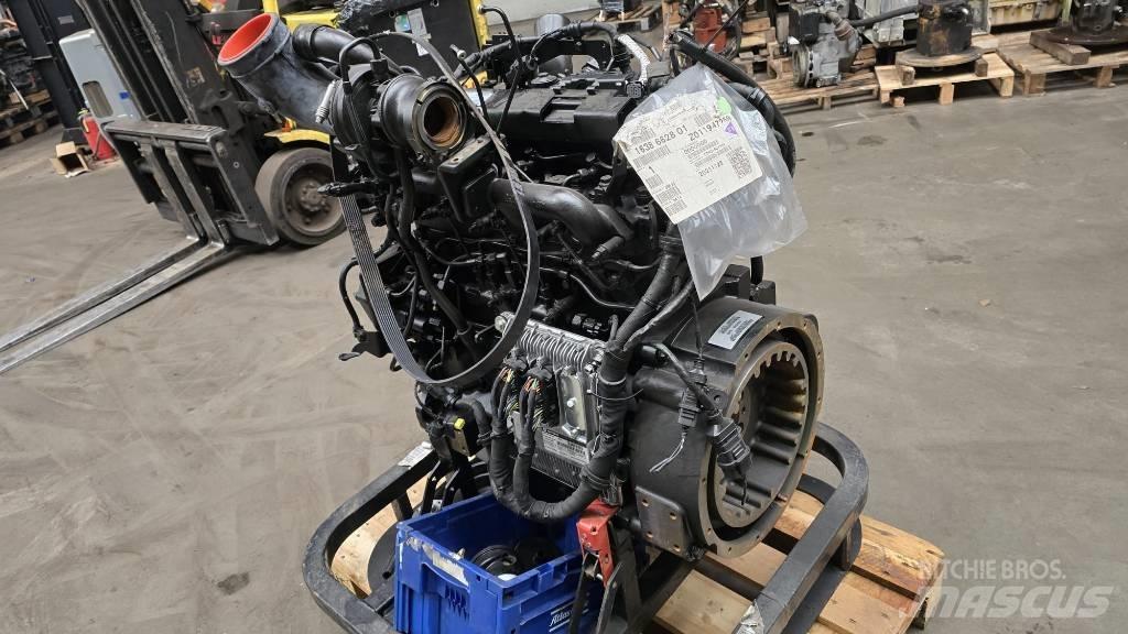 John Deere CD4045 Двигуни