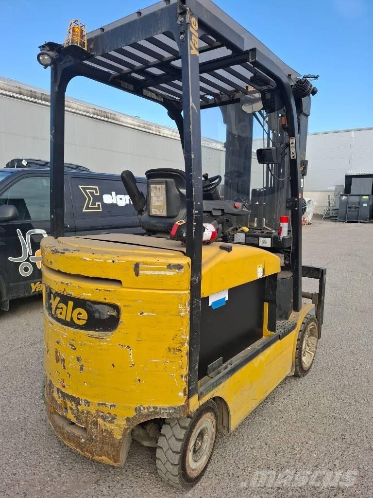 Yale ERC 40 VH Електронавантажувачі
