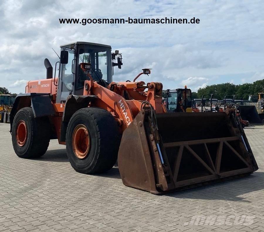 Hitachi LX 210 E Фронтальні навантажувачі