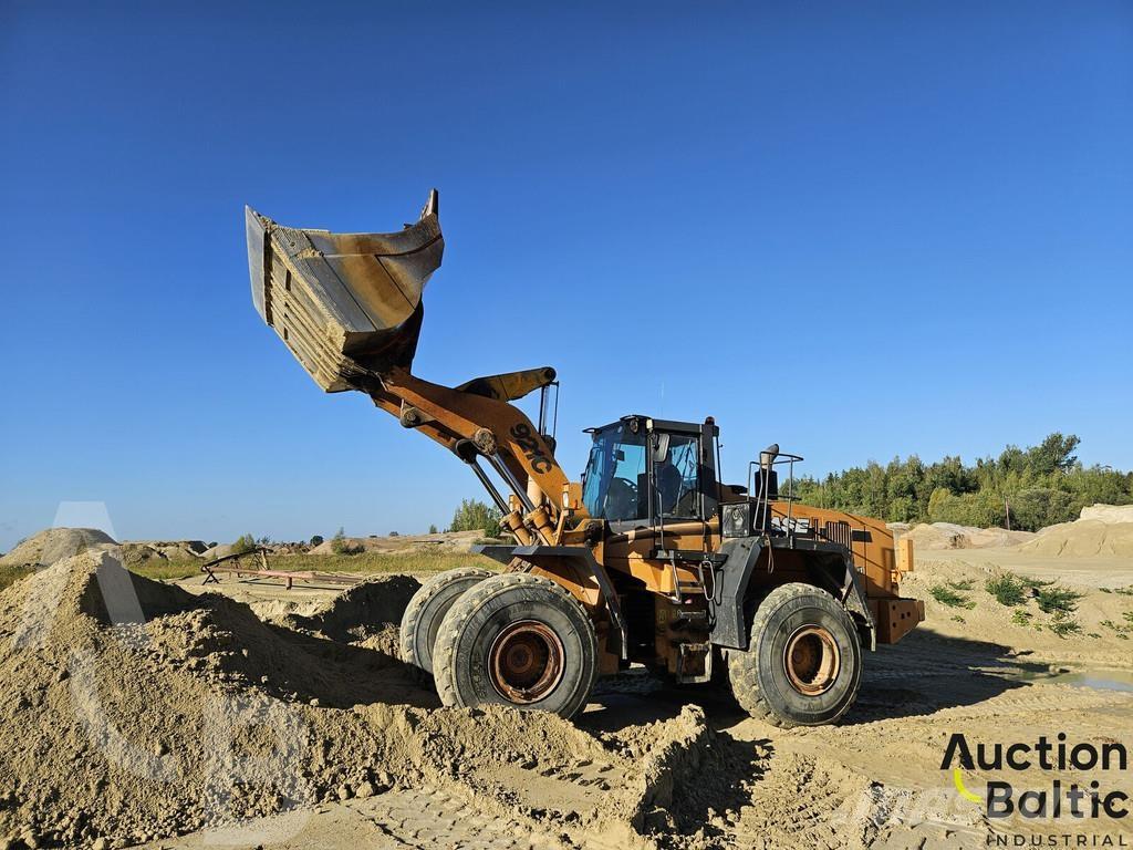 CASE 921C/2 Фронтальні навантажувачі