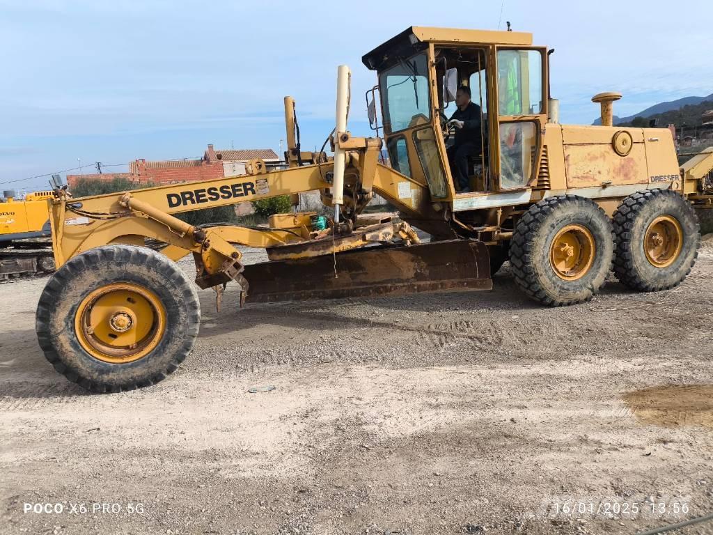 Dresser 830 Грейдери