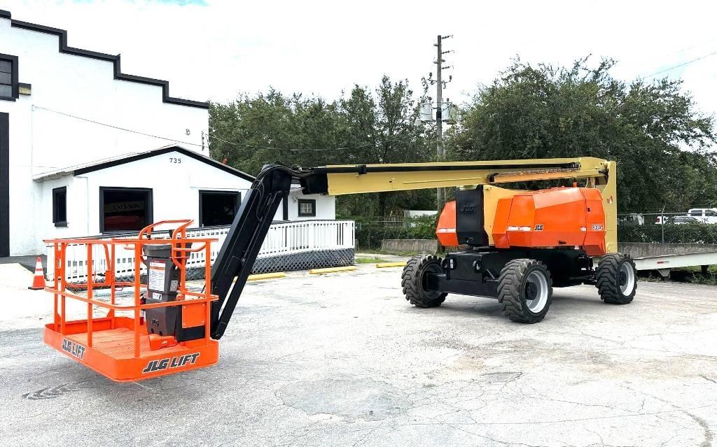 JLG 800 AJ Колінчаті підйомники