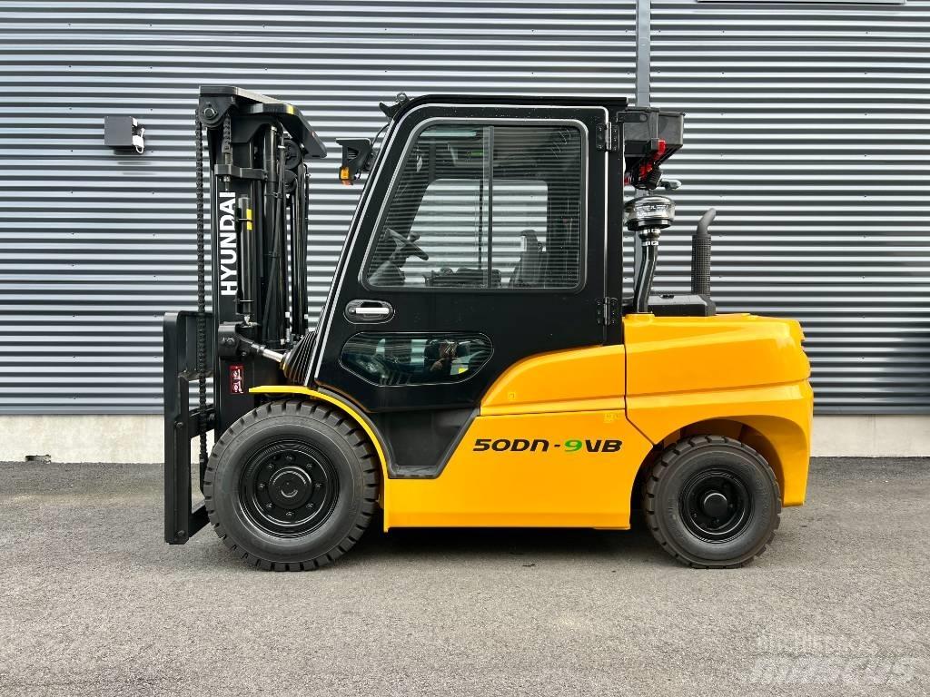 Hyundai 50DN-9VB Дизельні навантажувачі
