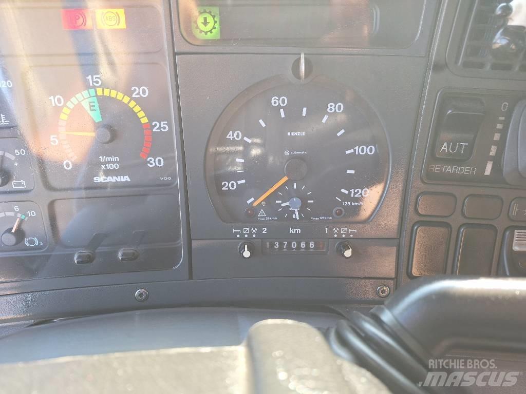 Scania P124LA4X2NA Тягачі