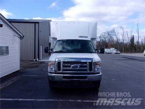 Ford E450 Фургони