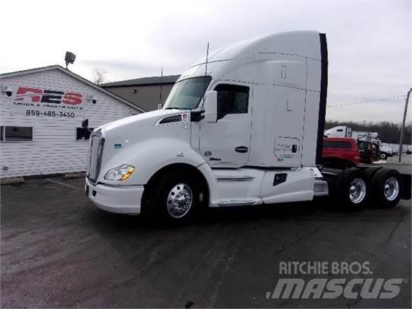 Kenworth T680 Тягачі