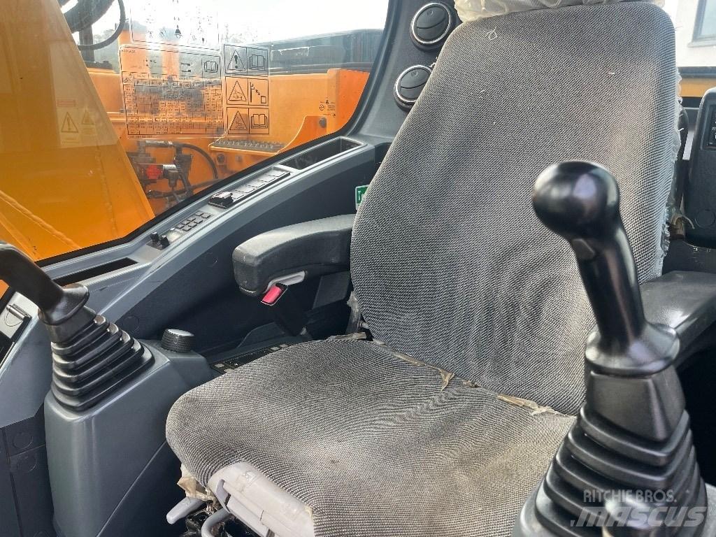 Hyundai HX 145 LCR Гусеничні екскаватори
