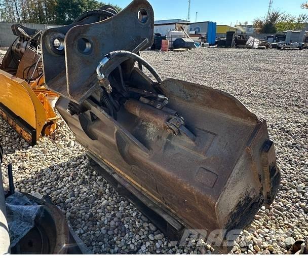 Komatsu PW160-7EO Траншейні екскаватори
