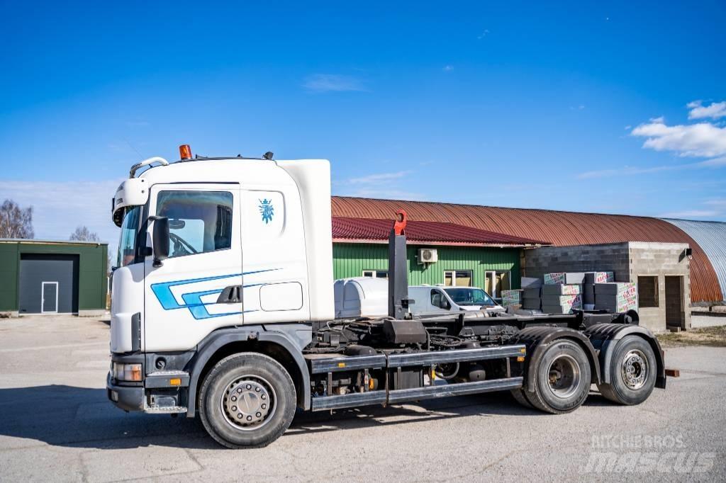 Scania R 144 GB Вантажівки з гаковим підйомом