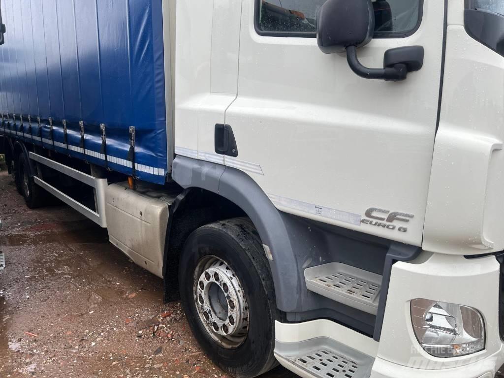 DAF CF 330 Тентовані вантажівки