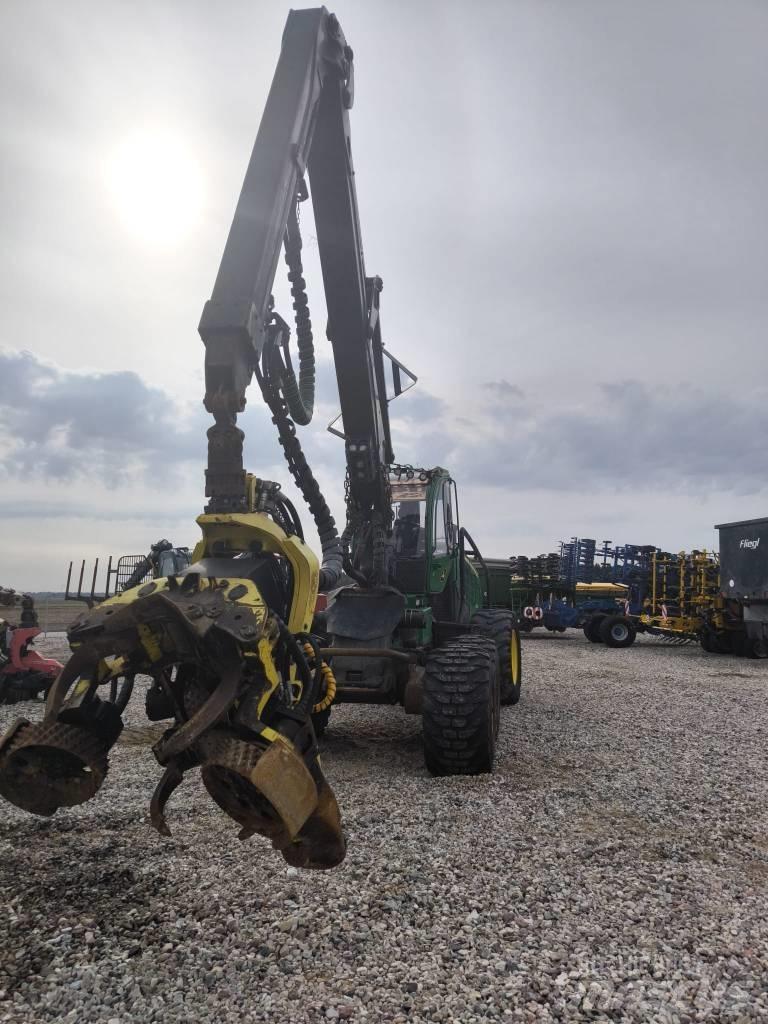 John Deere 1270G Харвестери