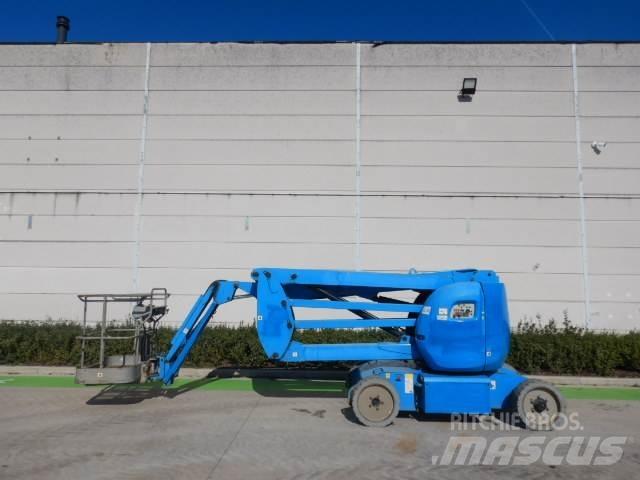 Manitou 150AETJC Колінчаті підйомники